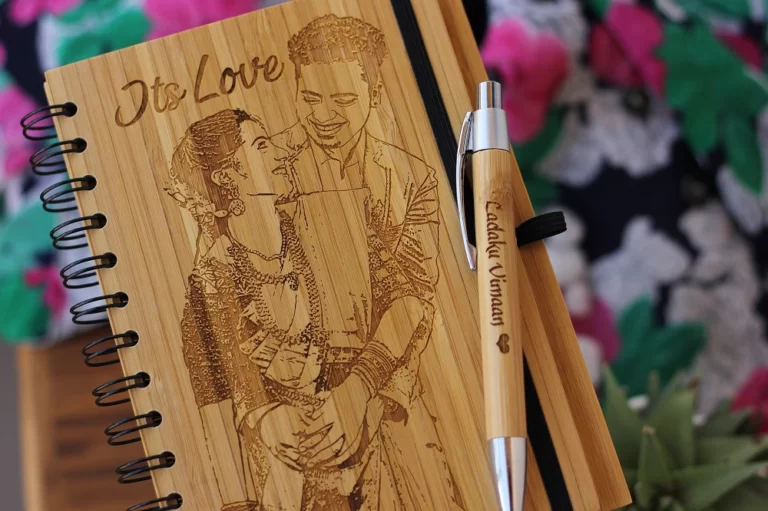 Personalized wooden gifts best represent the strength of a relationship Personalized wooden gifts best represent the strength of a relationship