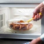 Know safety about Microwave Ovens and the Healthfulness of Microwaved Food